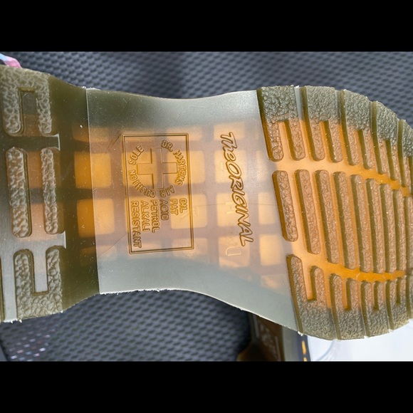 Dr. Martens iconic 1460 8-eye combat boot white size 9 perfect condition NEW - Picture 10 of 12